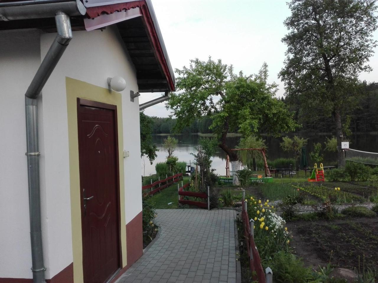 Agro-Tur Domki W Szuwarach Kuty Exterior foto